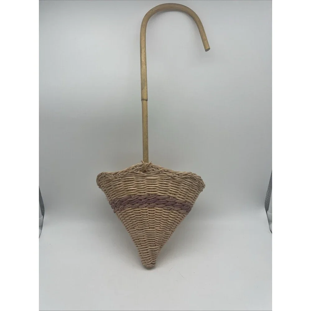 Vintage Wicker Umbrella Hanging Wall Pocket Decorative Storage Flower Basket